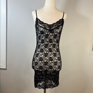 Stretchy Black Lace Chemise with Floral Pattern